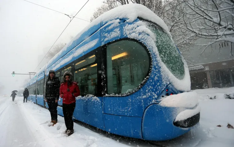 Tako nije bilo od 1955.! Prije 7 godina Zagreb je zatrpao ogroman snijeg i napravio kaos