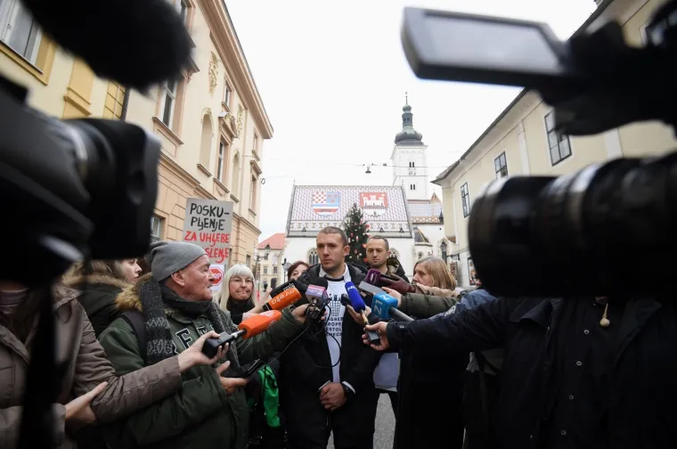 'Dosta je Bandićeve samovolje i njegova &scaron;ikaniranja građana Zagreba!'