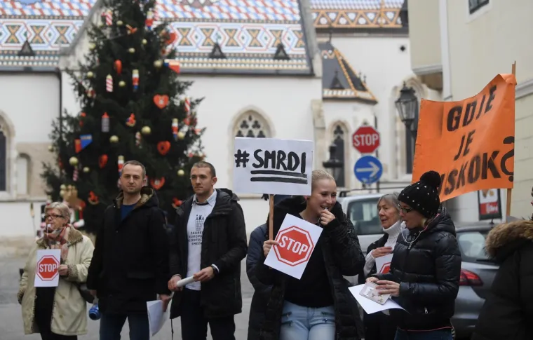 'Dosta je Bandićeve samovolje i njegova &scaron;ikaniranja građana Zagreba!'