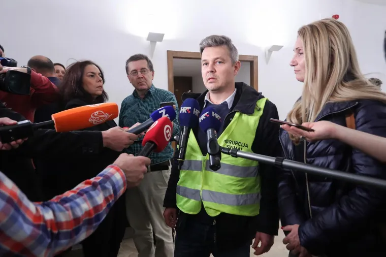 Tko je Dario Juričan? Želi biti Milan Bandić, a narodu nudi korupciju