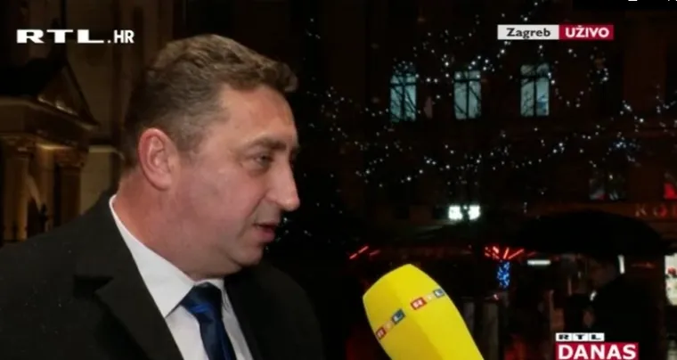 Babićev izborni program sastoji se od 10 točaka, a neke su od njih vraćanje vjere u prvo domoljublje, ujedinjene razjedinjenih Hrvata, promjena Ustava i raznih zakona, antiglobalizacija, vraćanje polupredsjedničkog sustava.