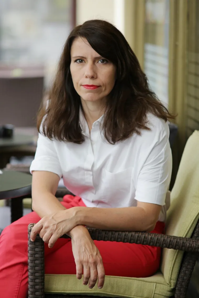 Od ožujka 2017. godine članica je Radničke fronte, antisistemske i antikapitalističke lijeve političke stranke.