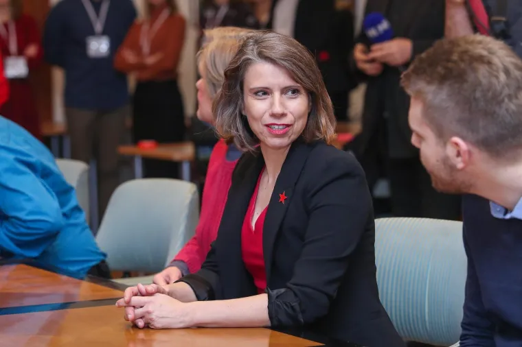 S Radničke fronte do Pantovčaka: Tko je Katarina Peović?