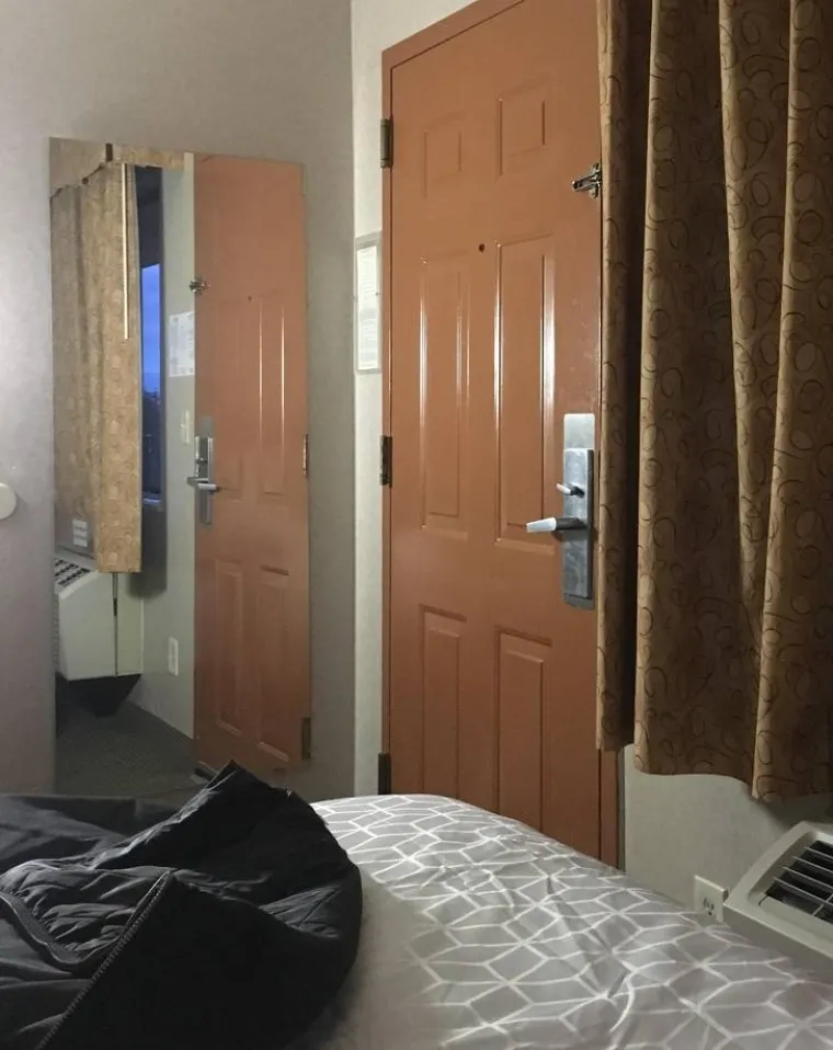 I MALO DIJETE BI ZATVORENIH OČIJU BOLJE DIZAJNIRALO HOTEL: Dijele 'fotke' s čime su se sve susreli - da vi ne morate