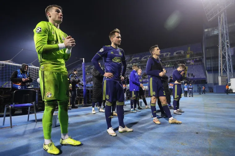 Nisu mogli sakriti tugu nakon tragedije na Maksimiru! Dinamovi igrači oprostili se od Europe...