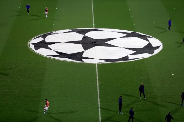 RASPRODANI MAKSIMIR DOČEKUJE CITY: Pogledajte kako stadion izgleda prije početka utakmice godine