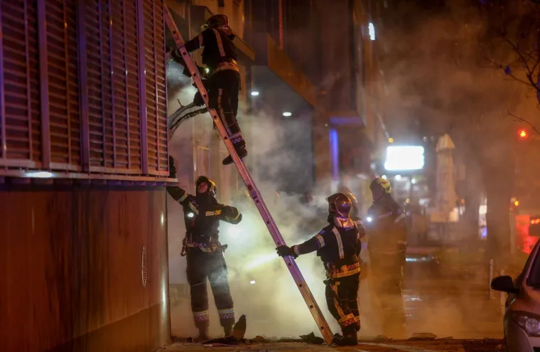 Buknuo požar u Zagrebu: Na terenu su bili vatrogasci i policija, nema ozlijeđenih