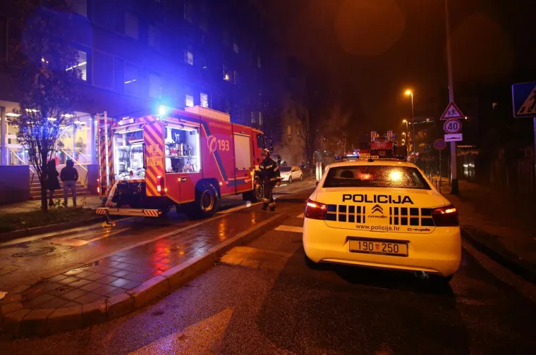 Buknuo požar u Zagrebu: Na terenu su bili vatrogasci i policija, nema ozlijeđenih