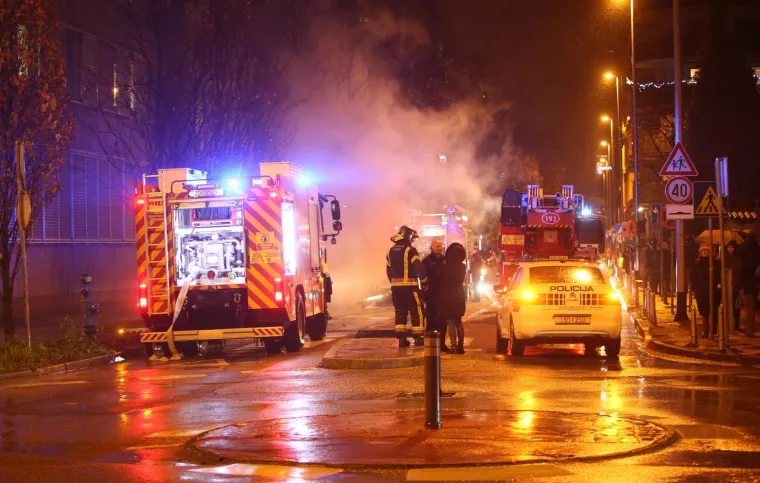 Buknuo požar u Zagrebu: Na terenu su bili vatrogasci i policija, nema ozlijeđenih
