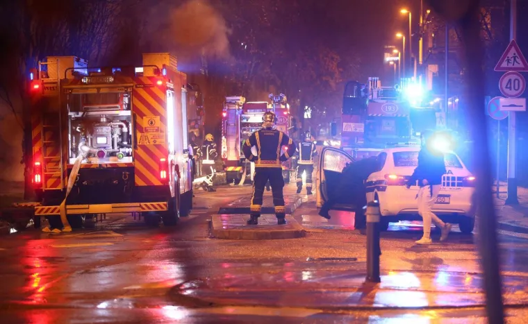 Buknuo požar u Zagrebu: Na terenu su bili vatrogasci i policija, nema ozlijeđenih