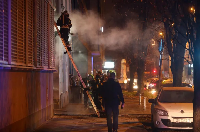 Buknuo požar u Zagrebu: Na terenu su bili vatrogasci i policija, nema ozlijeđenih