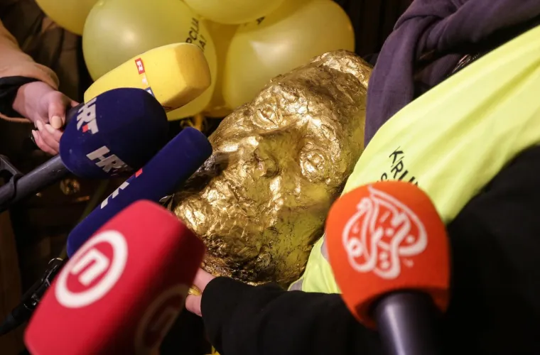 Bandić u inspekciji: 'U Predsjedničke dvore uselit ću pravu korupciju, a ne amatersku kakva je bila dosad'