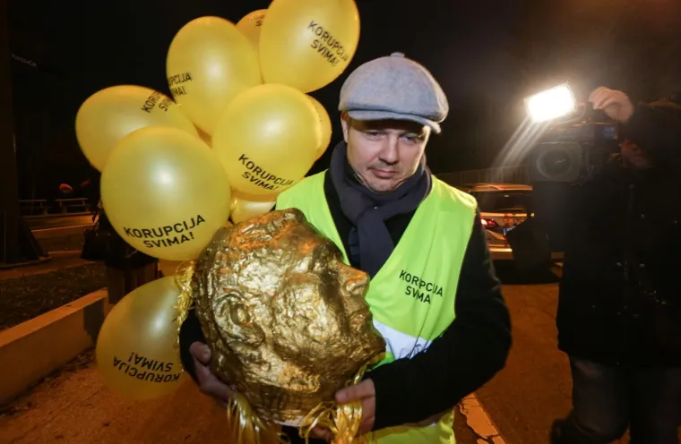 Bandić u inspekciji: 'U Predsjedničke dvore uselit ću pravu korupciju, a ne amatersku kakva je bila dosad'