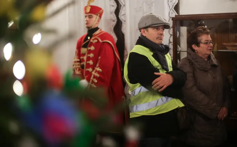 Bandić u inspekciji: 'U Predsjedničke dvore uselit ću pravu korupciju, a ne amatersku kakva je bila dosad'