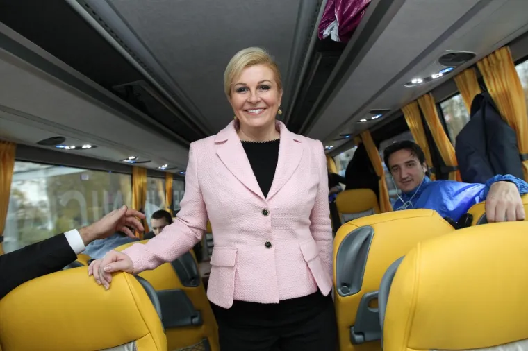 KOLINDIN AUTOBUS ZA KAMPANJU: Luksuzno opremljeno vozilo mjesečno ko&scaron;ta najmanje 25.000 kuna