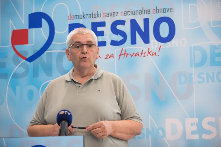 Hoće li uspjeti u svojem naumu, odnosno hoće li za početak postati predsjednik Republike, odlučit će građani i građanke Hrvatske na izborima čiji će prvi krug biti održani u nedjelju 22. prosinca.