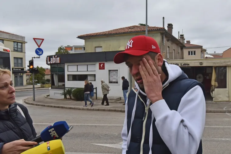 U prometnoj nesreći koja se dogodila u Labinu, poginuo je 34-godi&scaron;njak, a četiri osobe su ozlijeđjene. Nesreća se dogodila kada je 28-godi&scaron;njakinja pod utjecajem alkohola od 1,37 promila, upravljala automobilom, uletjela u zatvorenu terasu lokala i udarila u grupu posjetitelja