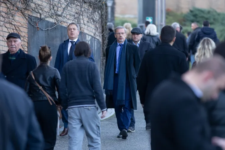 Tuga na Mirogoju! Od Rohatinskog se oprostila obitelj, biv&scaron;i ministri, guverner Vujčić, Bandić