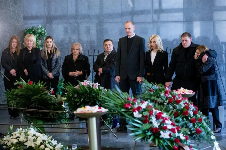 Tuga na Mirogoju! Od Rohatinskog se oprostila obitelj, biv&scaron;i ministri, guverner Vujčić, Bandić