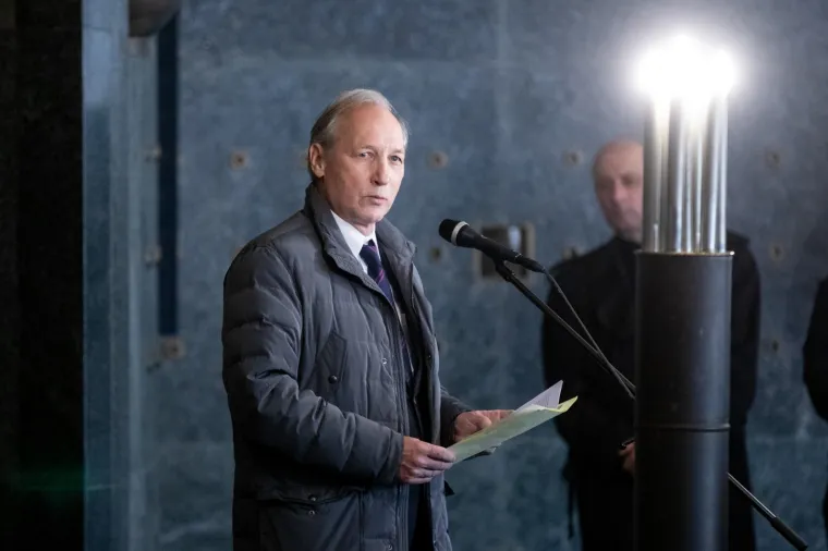 Tuga na Mirogoju! Od Rohatinskog se oprostila obitelj, biv&scaron;i ministri, guverner Vujčić, Bandić