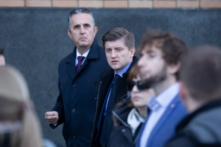 Tuga na Mirogoju! Od Rohatinskog se oprostila obitelj, biv&scaron;i ministri, guverner Vujčić, Bandić