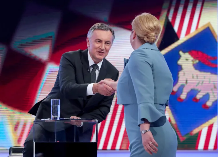 Rukovanje Grabar-Kitarović i &Scaron;kore, nasmijani Đapić...: Sučeljavanje 11 kandidata za Pantovčak!