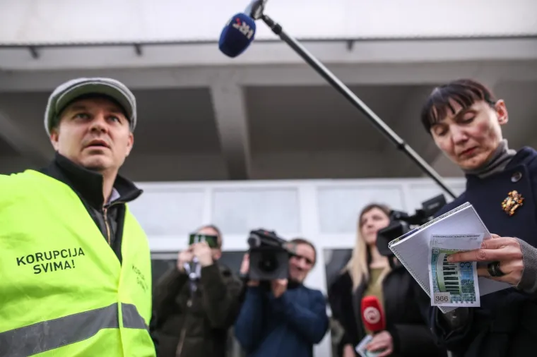 Juričan zazivao Franju Tuđmana: 'Franjo, oprosti im, ne znaju &scaron;to čine'