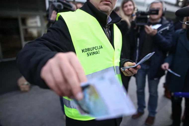 Juričan zazivao Franju Tuđmana: 'Franjo, oprosti im, ne znaju &scaron;to čine'