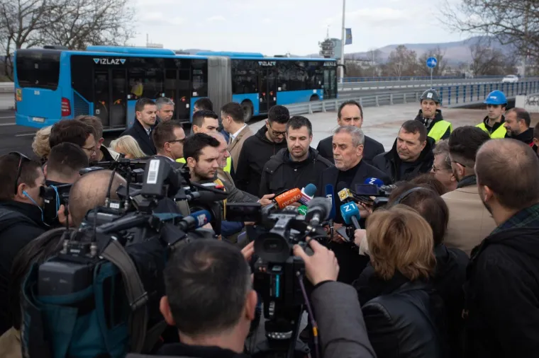 Bandić: 'Za četiri godine svi mostovi na Savi će biti kao oni u Parizu ili Budimpe&scaron;ti'