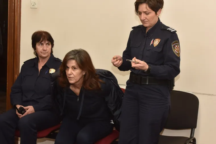 Počelo suđenje piromanki s HAC-ovih naplatnih kućica za najveći požar sezone: 'Ne osjećam se krivom'