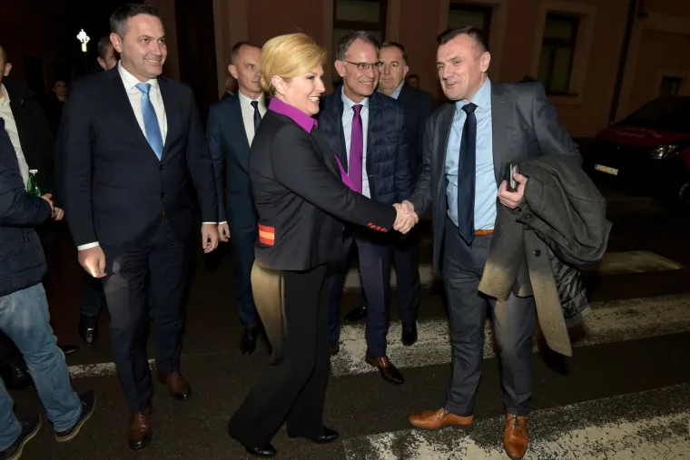 Grabar-Kitarović prepuna samopouzdanja u 'HDZ-ovom gradu': 'Nudim program i rad, a ne poskočice i nerad'