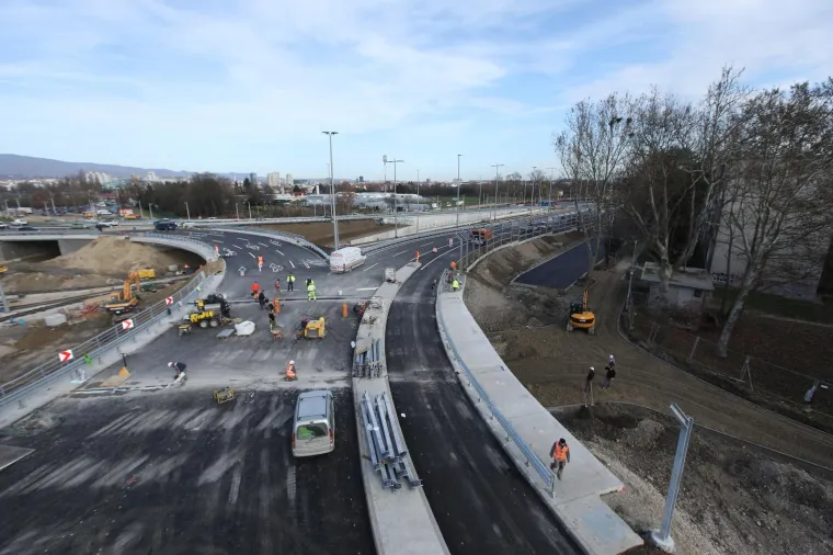 Jo&scaron; malo pa gotovo! Pogledajte kako napreduju radovi na remetinečkom rotoru!