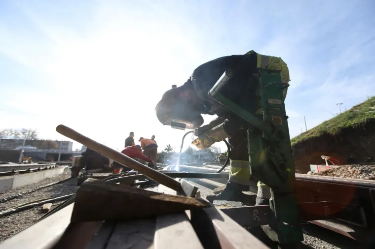 Jo&scaron; malo pa gotovo! Pogledajte kako napreduju radovi na remetinečkom rotoru!