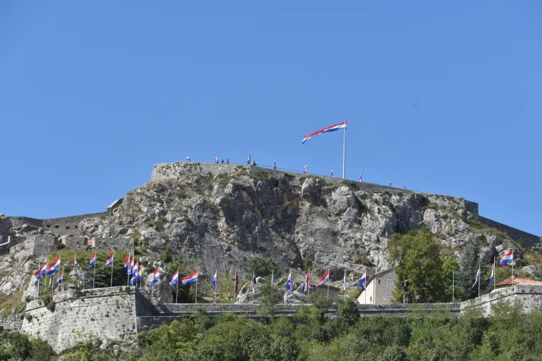 Nestvarnih 18 stupnjeva u prosincu! Ovo su najtoplija mjesta danas u Hrvatskoj!