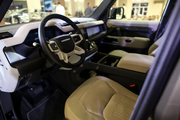 Predstavljen novi Land Rover Defender - Najčvr&scaron;ći Land Rover ikad proizveden