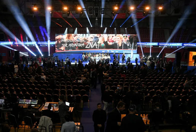 Predsjednica organizirala najveći skup u kampanji: Okupila je HDZ-ovce iz svih dijelova Hrvatske