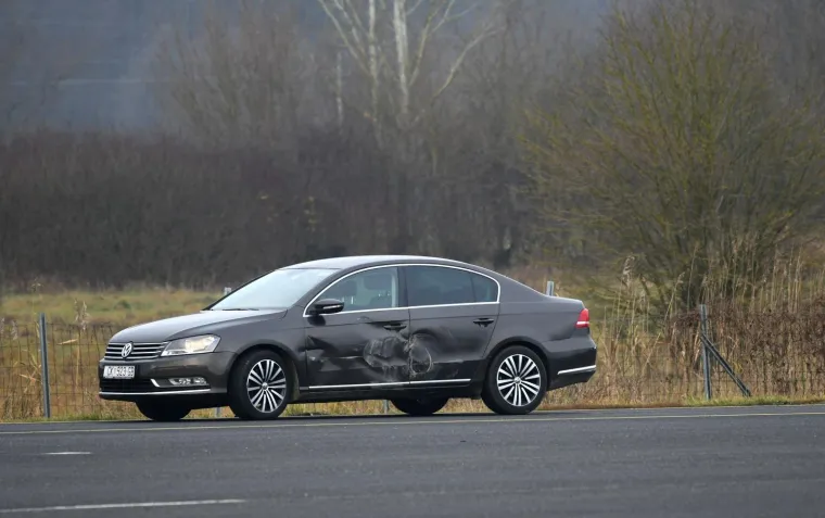 Putujući na sastanak u Ministarstvo zdravstva međimurski župan Matija Posavec i njegov vozač doživjeli su prometnu nezgodu kod naplatnih kućica u Svetoj Heleni. Bliski susret s teretnim vozilom, srećom, pro&scaron;ao je bez težih posljedica