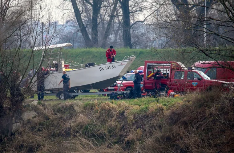 Potraga u Zagrebu: Ronioci i vojska traže u Savi tijelo nestale djelatnice Oružanih snaga