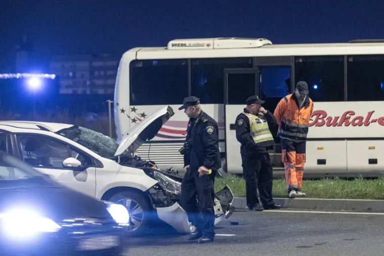 Kr&scaron; i lom kod Lesnine: Sudarili se autobus i automobil na Slavonskoj aveniji