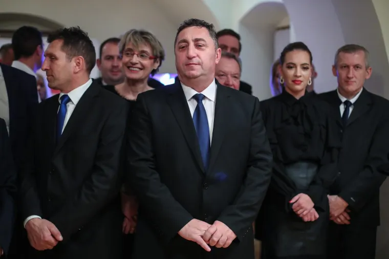 Totalni autsajder: Nedjeljko Babić ostao ispod jedan posto