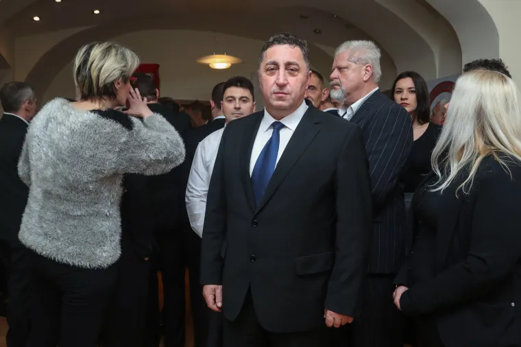 Totalni autsajder: Nedjeljko Babić ostao ispod jedan posto