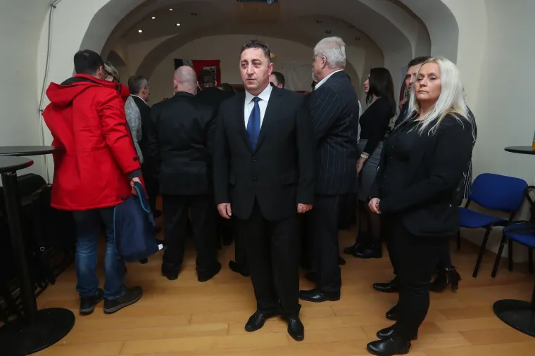 Totalni autsajder: Nedjeljko Babić ostao ispod jedan posto