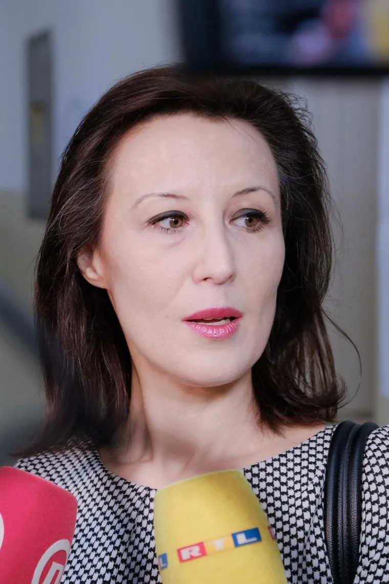 Kandidatkinja na predsjedničkim izborima, Dalija Ore&scaron;ković, glasovala je na izborima za predsjednika Republike Hrvatske u VII. gimnaziji u Zagrebu