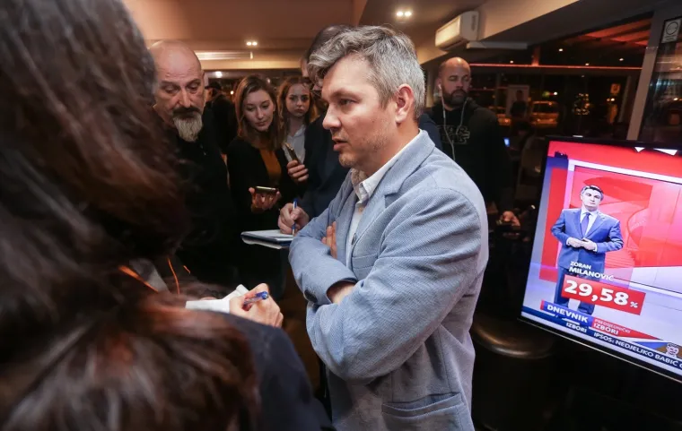 Dobra atmosfera kod Daria Juričana: 'Ljudi su mala smeća i glasali su za korupciju'