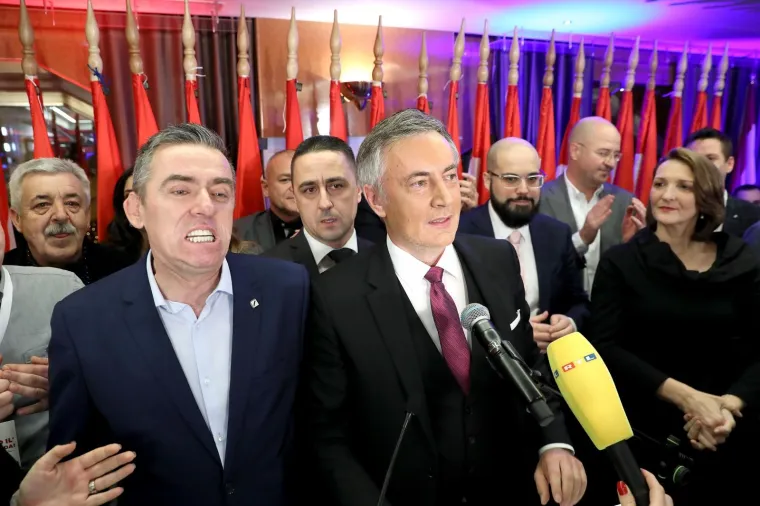 &Scaron;koro sa suzama u očima najavio pohod na parlamentarne izbore: 'Napravili smo čudo'