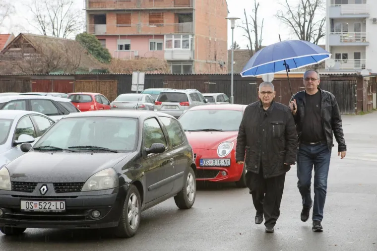 Kandidat za predsjednika Republike Hrvatske, Ante Đapić glasovao je na izborima za predsjednika Republike Hrvatske u OŠ Vladimira Bečića u Osijeku