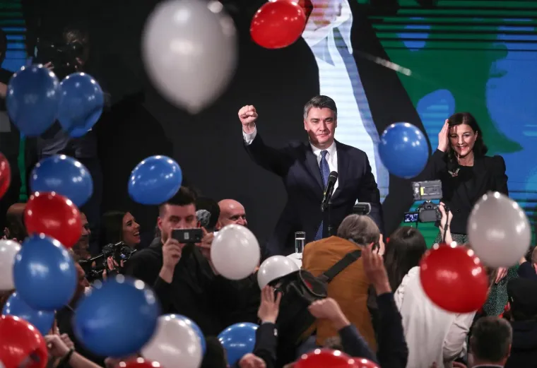 Odlično raspoloženje u Tvornici: Pogledajte tko je sve do&scaron;ao podržati Milanovića