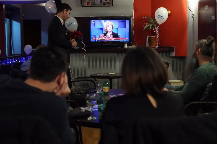 Izborni stožer Ivana Pernara: Bez razgovora s medijima