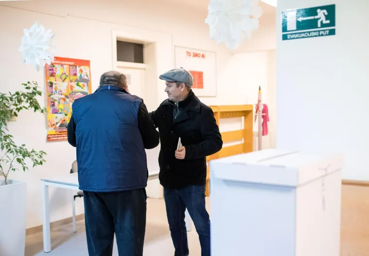 Dario Juričan do&scaron;ao na glasanje prije 7 sati i čekao da se otvori birali&scaron;te