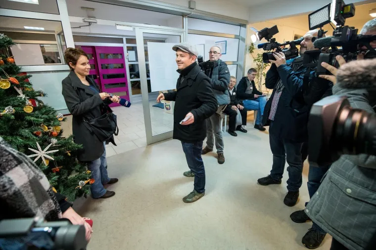 Dario Juričan do&scaron;ao na glasanje prije 7 sati i čekao da se otvori birali&scaron;te